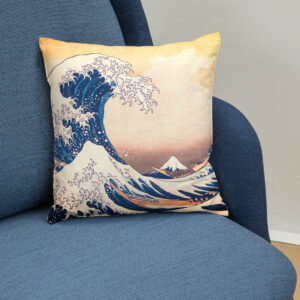 The Great Wave - Japanese art Throw Pillow
