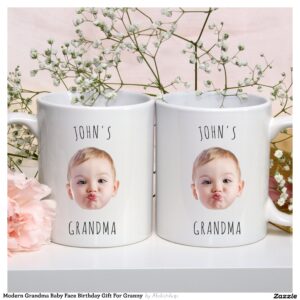 Modern Grandma Baby Face Birthday Gift For Granny Magic Mug