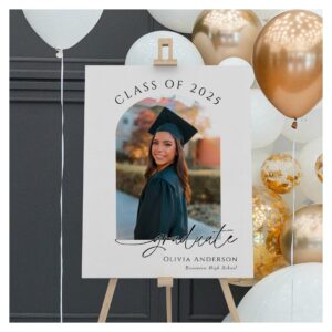 Graduate Welcome Sign with Photo